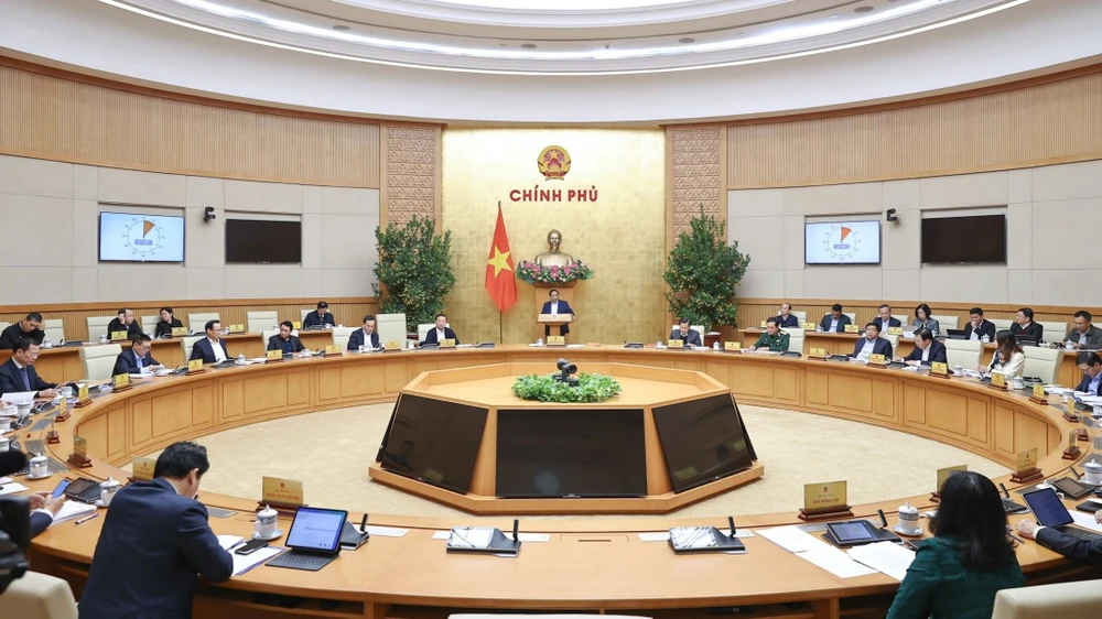 Thủ tướng Phạm Minh Chính chủ trì phiên họp Chính phủ tháng 1 - tháng đầu tiên của năm 2024. Ảnh: VIẾT CHUNG