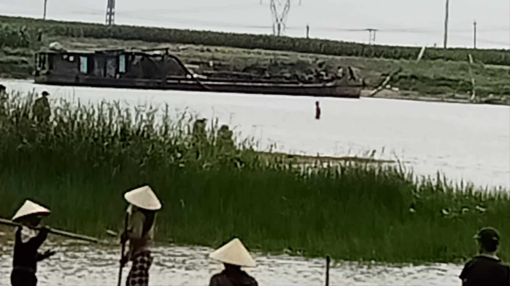 Quảng Bình: Người dân phản đối hút 500.000m³ cát sông Son do lo ngại sạt lở