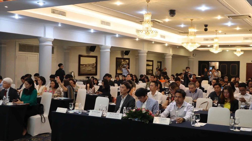 Hơn 200 chuyên gia, doanh nghiệp đã tham dự hội nghị