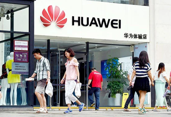 Cửa hàng Huawei tại Bắc Kinh, Trung Quốc.