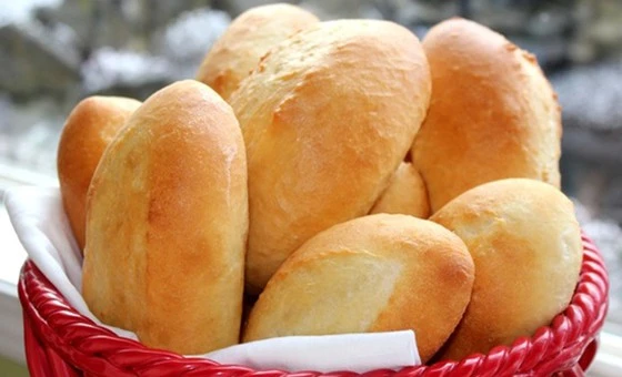 Nhiều cơ sở sản xuất bún, lò bánh mì tại TPHCM hoạt động trở lại