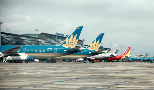 Cục Hàng không Việt Nam cho rằng tăng giá trần vé máy bay nội địa bằng mức năm 2014 là phù hợp khi giá nhiên liệu bay tăng cao mà các hãng hàng không chưa kịp phục hồi sau đại dịch - Ảnh: TUẤN PHÙNG