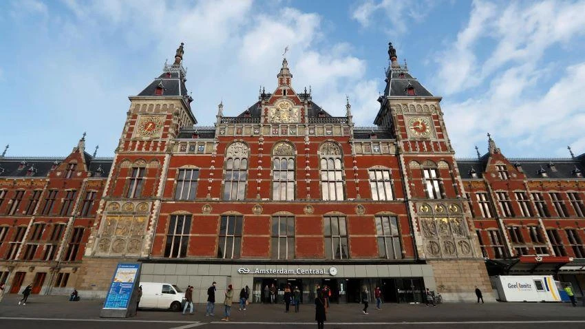The central train station in Amsterdam: the Netherlands is one of the world's top destinations for "phantom" direct investment, a new study finds. © Reuters
