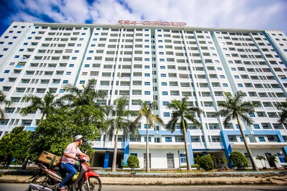 It is necessary to expand the model of social housing but we must have specific policy mechanism for it, and make information transparent. Photo: LONG THANH