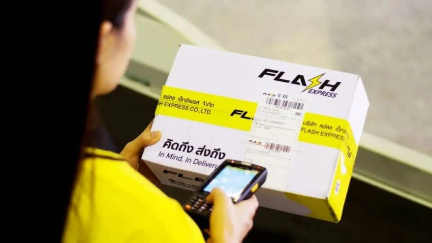 Flash Express, one of the newcomers in Thailand's logistics industry, offers home delivery for as low as 19 baht per parcel. (Photo courtesy of the company)
