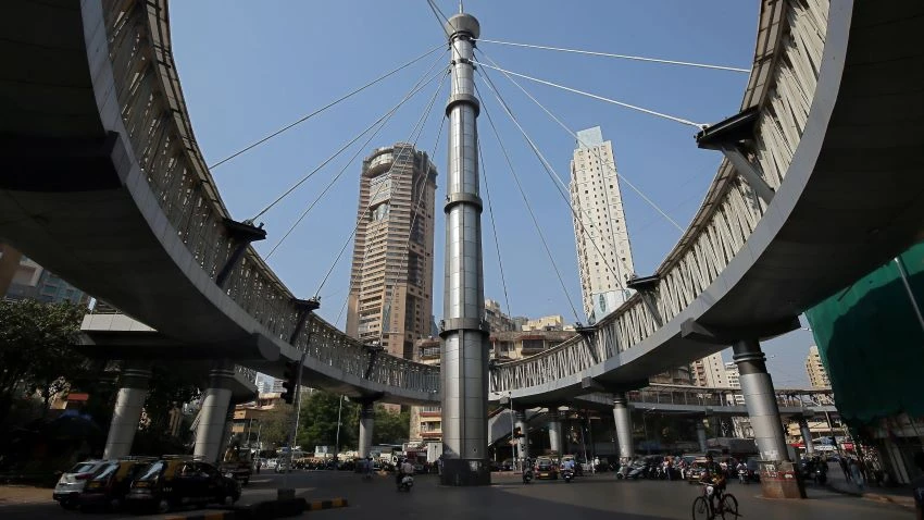 JCER projects that Mumbai will be the world's fourth-largest city in 2035. © Reuters