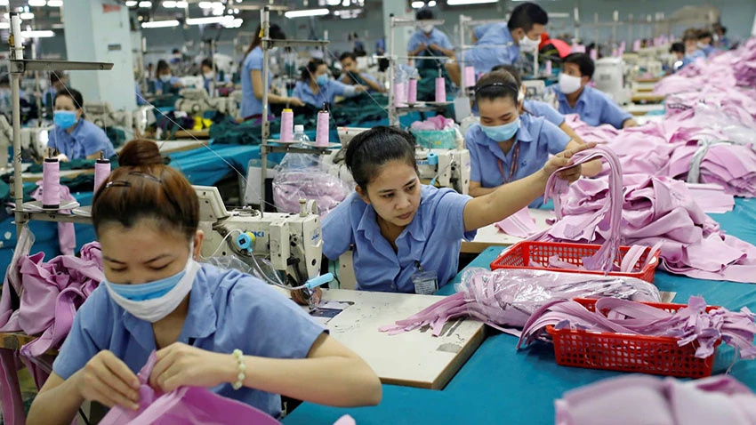 Once a driver of Vietnam's rapid economic growth, the garment industry has taken a major beating from the coronavirus pandemic. © Reuters
