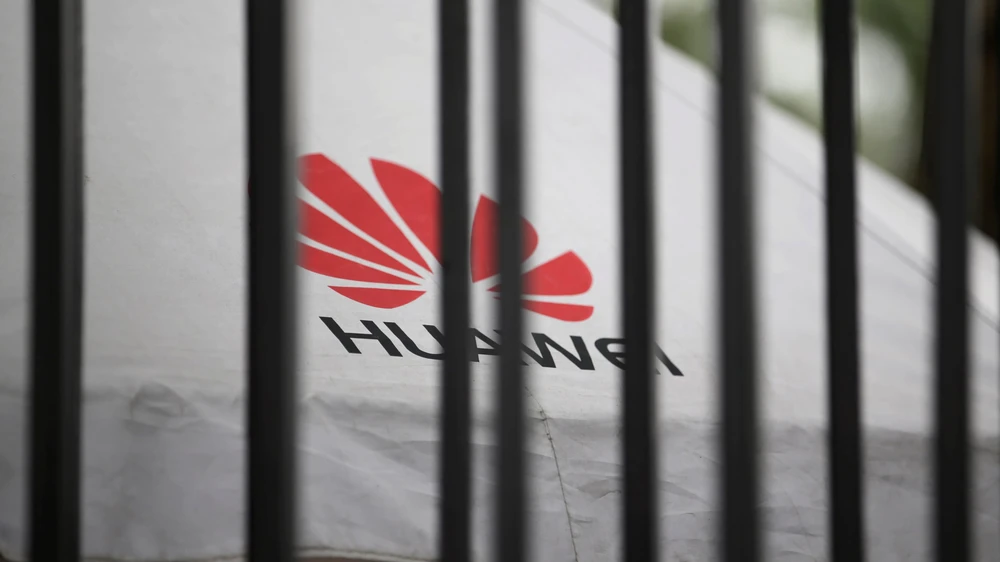 Các công ty viễn thông quốc tế đã phải đối mặt với áp lực phải loại trừ Huawei Technologies khỏi cơ sở hạ tầng 5G của họ. © Reuters