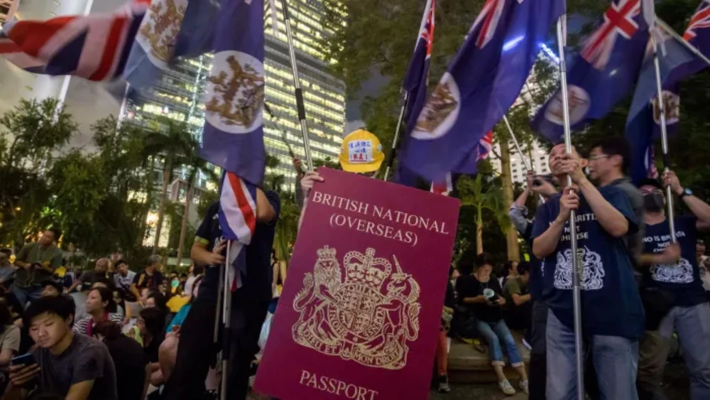 Thủ tướng Anh tuyên bố điều chỉnh hệ thống thị thực để tiếp nhận người Hồng Kông 