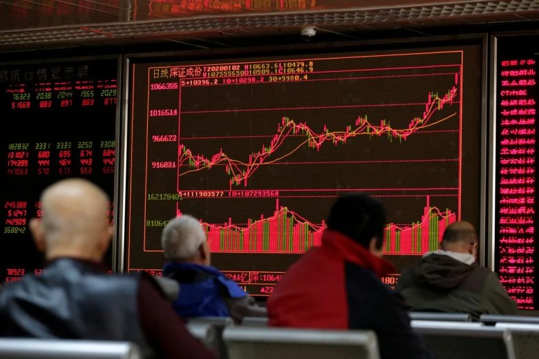 China’s Hot Stock Rally Throws Fresh Challenge at Credit Market