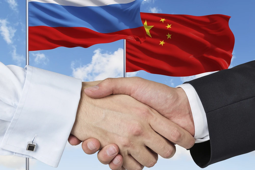 Bắc Kinh và Moscow cùng tham gia vào “cuộc chiến tranh thông tin” 