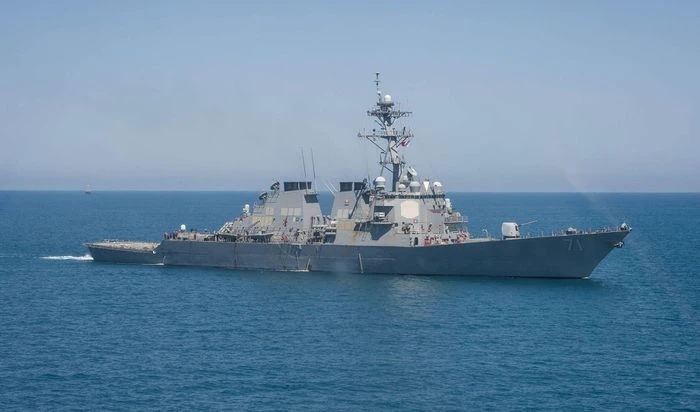 Tiết lộ sốc: Khu trục hạm Mỹ sẵn sàng khai hỏa nếu Nga tấn công tàu chiến Anh