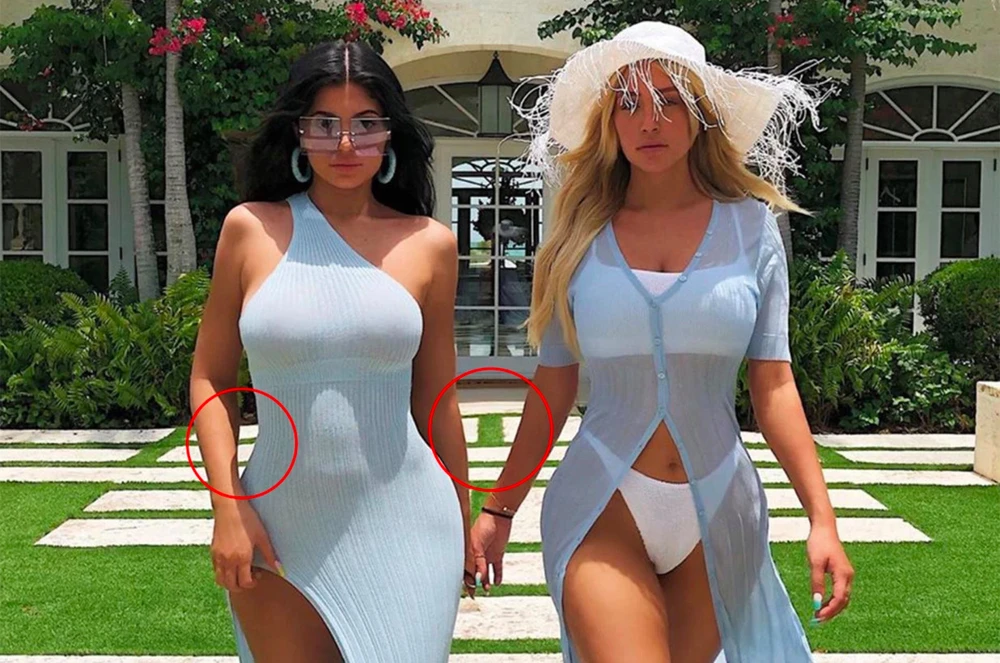 Kylie Jenner và Anastasia “Stassie” Karanikolaou đã bị buộc tội thay đổi ngoại hình của họ trên mạng xã hội. Nguồn ảnh: Instagram.