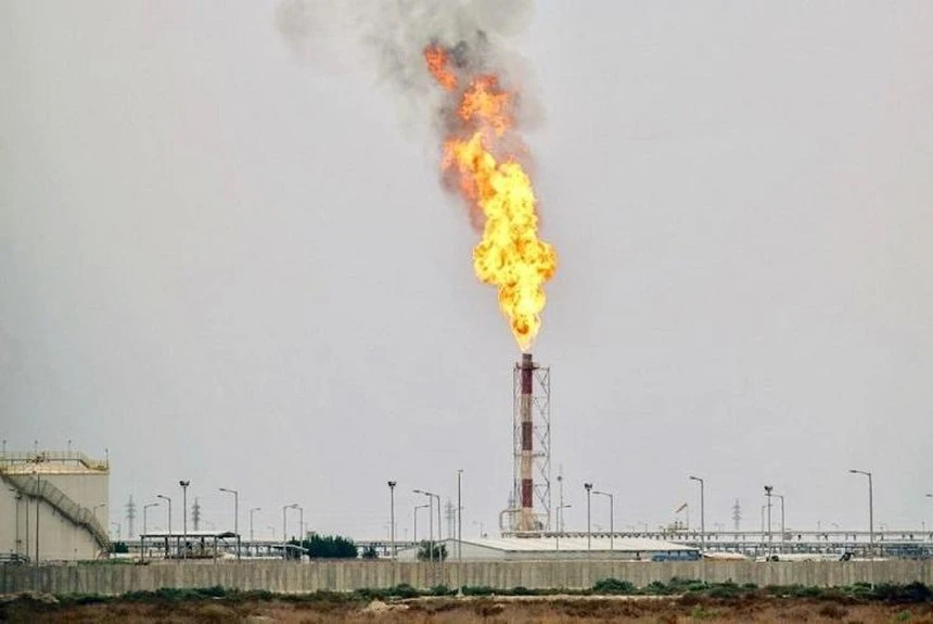 Giá dầu phục hồi mạnh mẽ sau chuỗi 7 ngày lao dốc trước đó. Ảnh: AFP