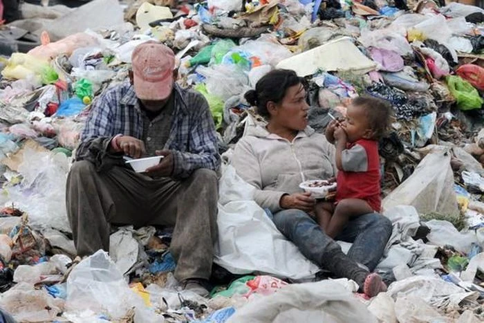 Nhiều người dân Mỹ Latinh vẫn phải sống trong tình trạng cực kỳ nghèo khổ. (Ảnh: Getty Images/Vietnam+)