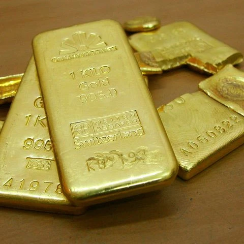 Giá vàng 22/4: 57,1 triệu đồng/lượng, vàng giảm mạnh vào cuối tuần do lo ngại Fed diều hâu