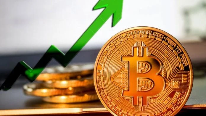 Bitcoin vọt lên 30.000 USD khi xuất hiện tin SEC phê duyệt Bitcoin ETF giao ngay