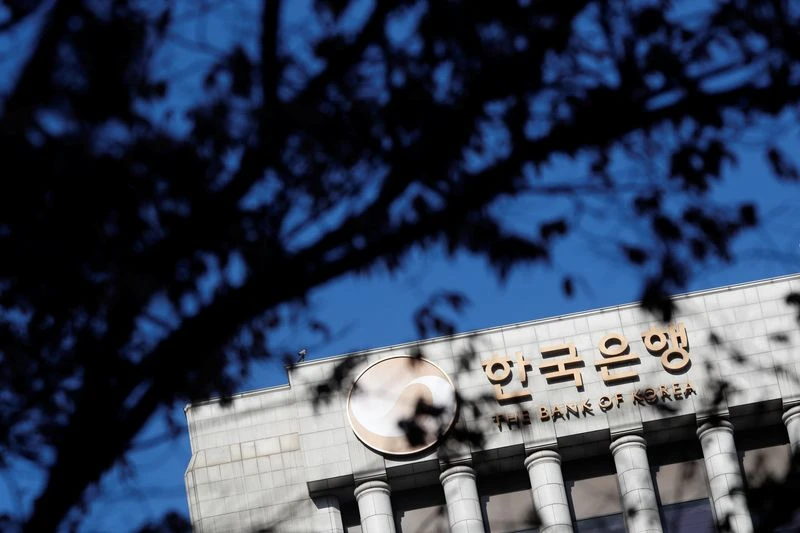 Hàn Quốc giữ nguyên lãi suất, nâng dự báo lạm phát
