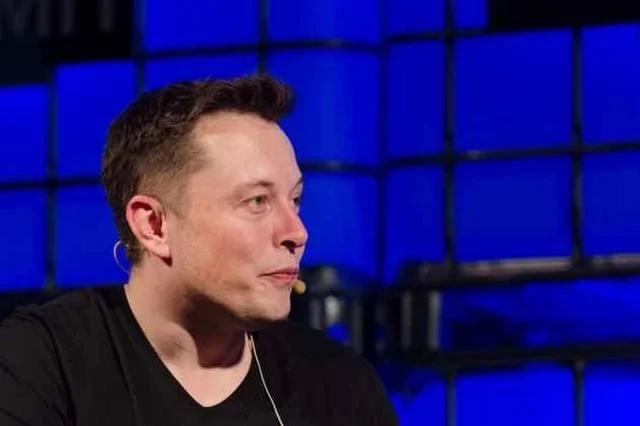 Cựu giám đốc điều hành của Twitter kiện Elon Musk và X Corp.