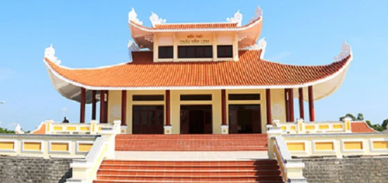 Đền thờ đồng chí Châu Văn Liêm. Ảnh: tourismcantho.vn