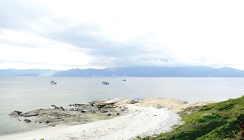 Khu bảo tồn biển Hòn Cau (Bình Thuận) có thể sẽ bị tác động nếu việc nhận chìm gần 1 triệu m³ chất thải được tiến hành