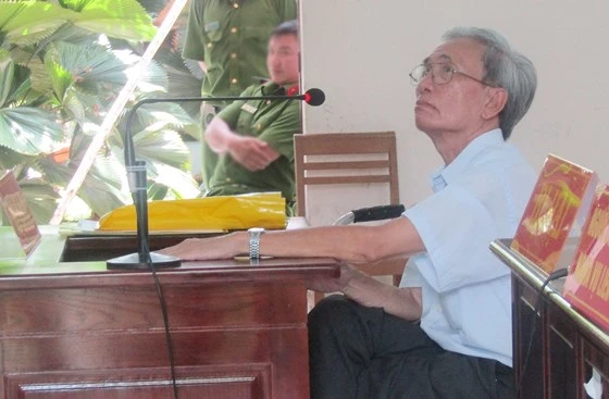 Dư luận bức xúc khi Nguyễn Khắc Thủy được giảm án sau phiên tòa phúc thẩm.
