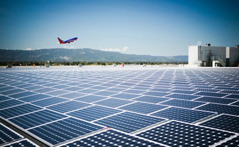Sân bay vận hành hoàn toàn bằng điện Mặt trời 