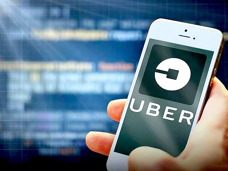 Uber tính lắp nút khẩn cấp cho các taxi tại Nam Phi
