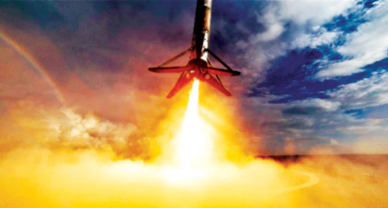 Tên lửa đẩy của SpaceX rơi xuống biển