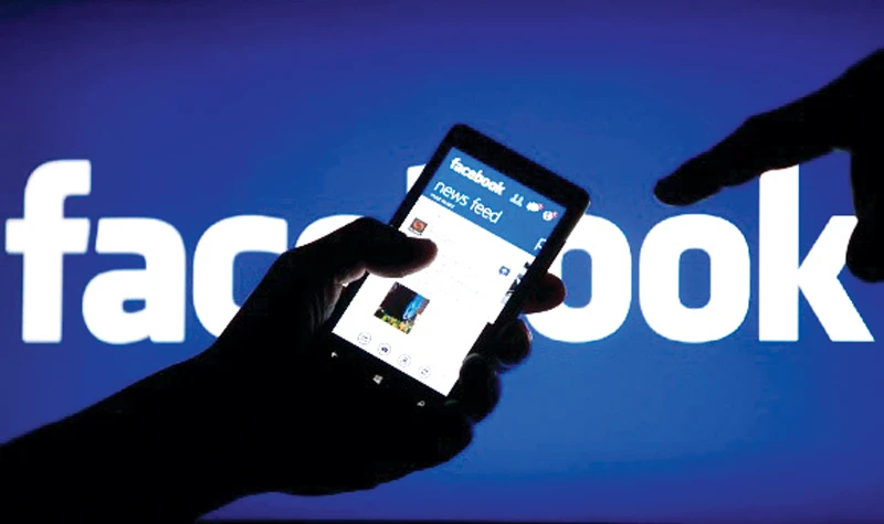 Facebook bị tố sử dụng dữ liệu người dùng 
