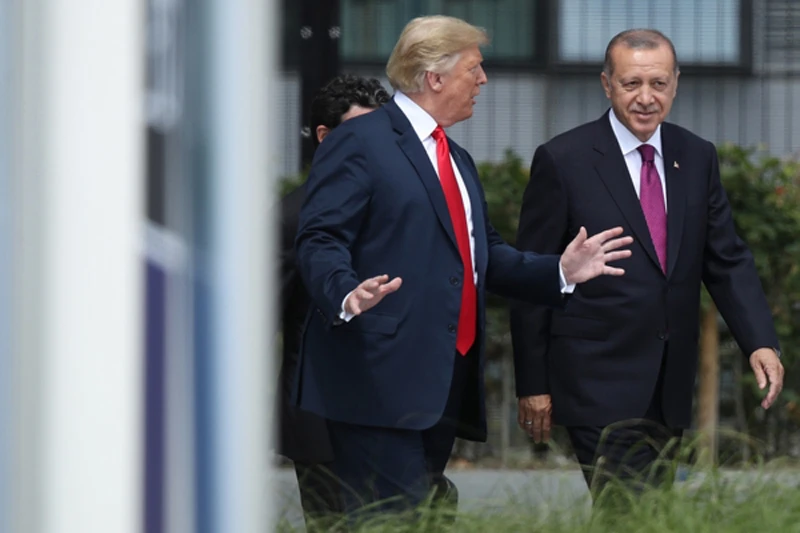 Tổng thống Mỹ Donald Trump (trái) và Tổng thống Thổ Nhĩ Kỳ Tayyip Erdogan. (Ảnh: Getty Images)