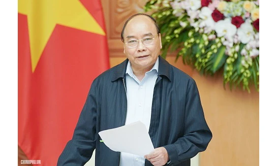 Thủ tướng Nguyễn Xuân Phúc phát biểu tại phiên họp.Ảnh: VGP