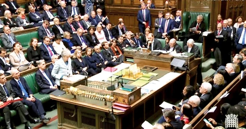 Thủ tướng Anh Theresa May phát biểu trong phiên bỏ phiếu về tiến trình Brexit tại Quốc hội