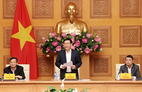 Phó Thủ tướng Vương Đình Huệ phát biểu tại phiên họp. Ảnh: VGP