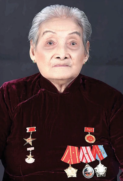 Mẹ Việt Nam Anh hùng HOÀNG NGỌC MAI (Hoàng Thị Cúc) từ trần