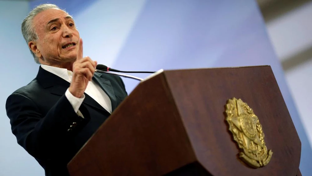 Tổng thống Brazil, Michel Temer phát biểu tại phủ tổng thống ở Brasilia, ngày 20-5-2017. Ảnh: REUTERS
