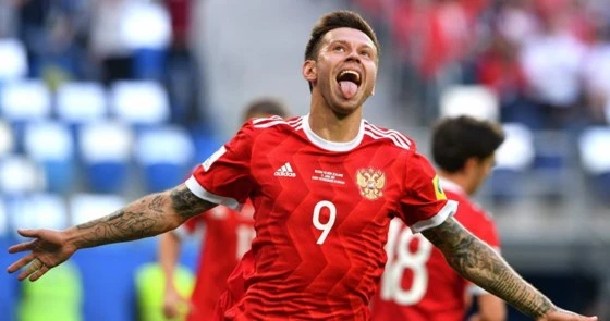 Tiền vệ Fedor Smolov vui mừng sau khi ghi bàn vào lưới New Zealand ở trận khai mạc. Ảnh: FIFA