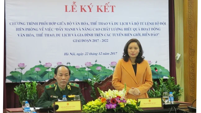 Bộ VH-TT-DL và Bộ Tư lệnh Bộ đội Biên phòng ký kết chương trình hợp tác giữa 2 đơn vị. Ảnh: Bộ VH-TT-DL