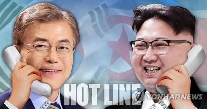 Đường dây nóng kết nối trực tiếp Tổng thống Hàn Quốc Moon Jae-in và lãnh đạo CHDCND Triều Tiên Kim Jong-un được thiết lập thành công ngày 20-4-2018. YONHAP