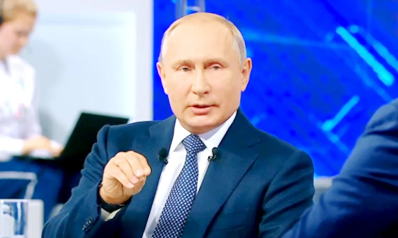 Tổng thống Vladimir Putin trả lời mọi thắc mắc của người dân Nga