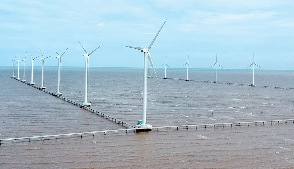 Điện gió, nguồn năng lượng sạch đang được triển khai tại Việt Nam. Ảnh: CAO THĂNG