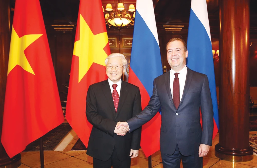 Tổng Bí thư Nguyễn Phú Trọng hội kiến với Thủ tướng Liên bang Nga Dmitry Medvedev