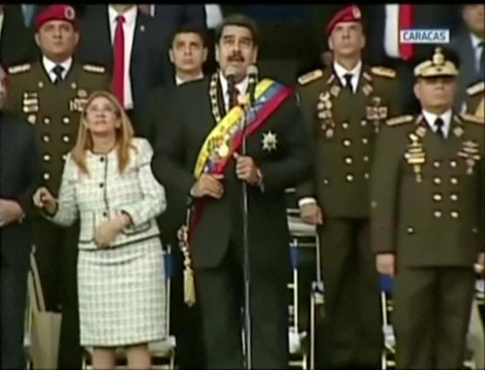Vào tháng 8, Tổng thống Venezuela Nicolas Maduro thoát chết trong vụ ám sát bằng máy bay không người lái mang thuốc nổ. Ảnh: Reuters
