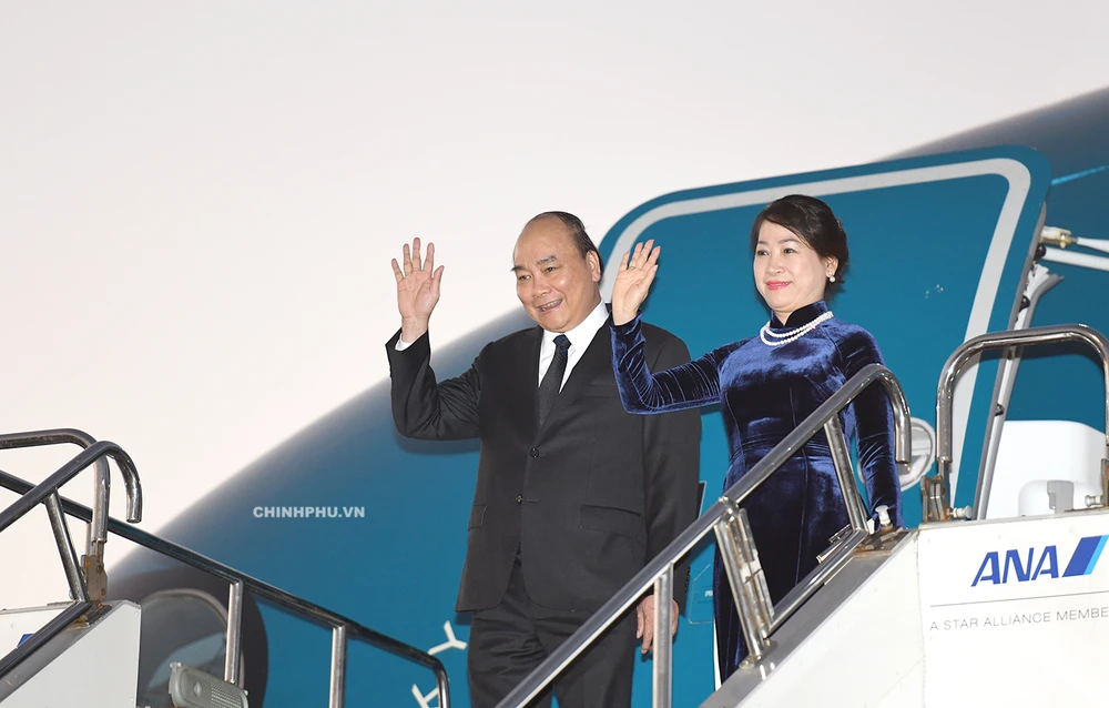 Thủ tướng Nguyễn Xuân Phúc, Phu nhân và Đoàn đại biểu cấp cao Việt Nam đã đến Thủ đô Tokyo, Nhật Bản. Ảnh: VGP