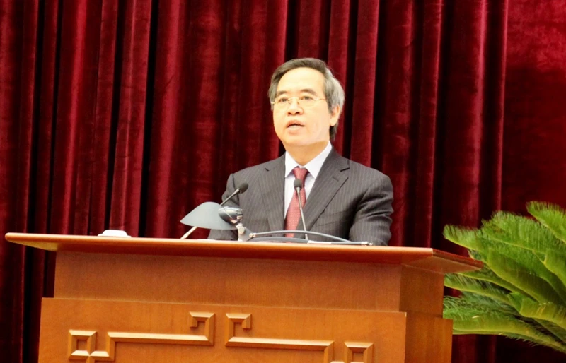 Ông Nguyễn Văn Bình, Ủy viên Bộ Chính trị, Trưởng Ban Kinh tế Trung ương phát biểu tại Hội nghị. Ảnh: VGP