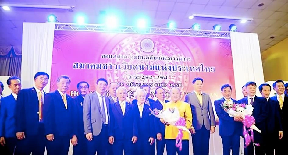 Ra mắt Ban chấp hành Tổng hội người Việt Nam toàn Thái Lan nhiệm kỳ 2019-2021 tại tỉnh Nakhon Phanom