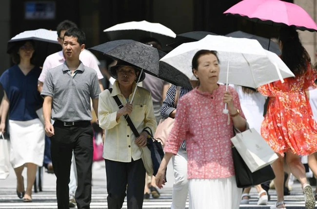 Nhật Bản: Hàng ngàn người nhập viện do nắng nóng