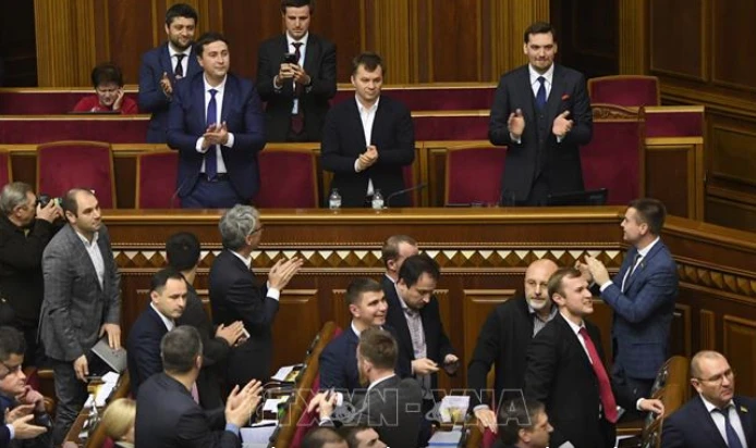 Các nghị sĩ Ukraine đã bỏ phiếu thông qua dự luật bãi bỏ luật cấm bán đất nông nghiệp. Ảnh: TTXVN