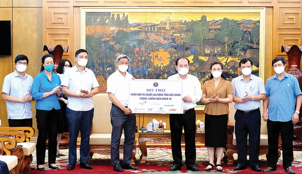 Tập đoàn Masan đồng hành cùng Bộ Y tế hỗ trợ nhân dân Bắc Giang chống dịch Covid-19