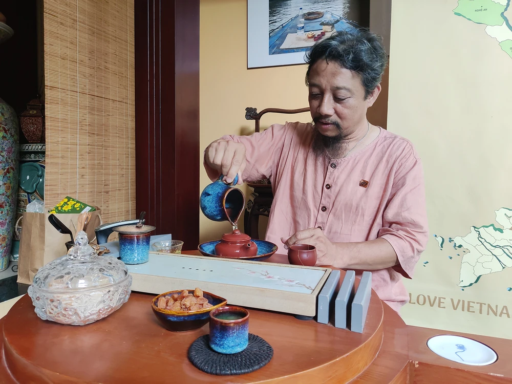 Nghệ nhân trà truyền thống Nguyễn Ngọc Tuấn mong muốn lan tỏa văn hóa trà Việt đến cộng đồng 
